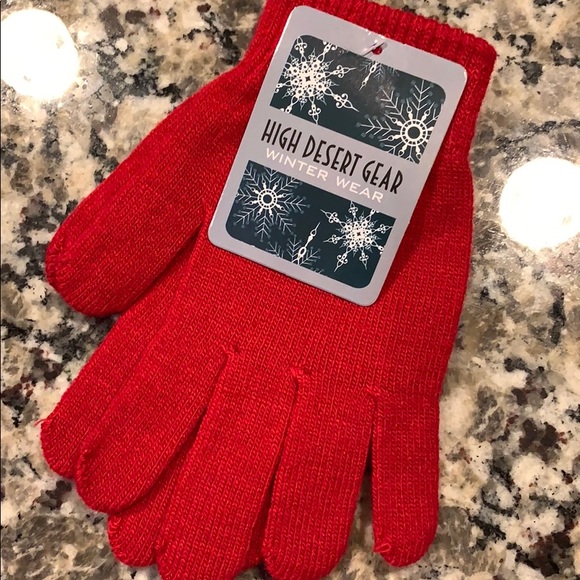 2 gloves - Picture 2 of 5